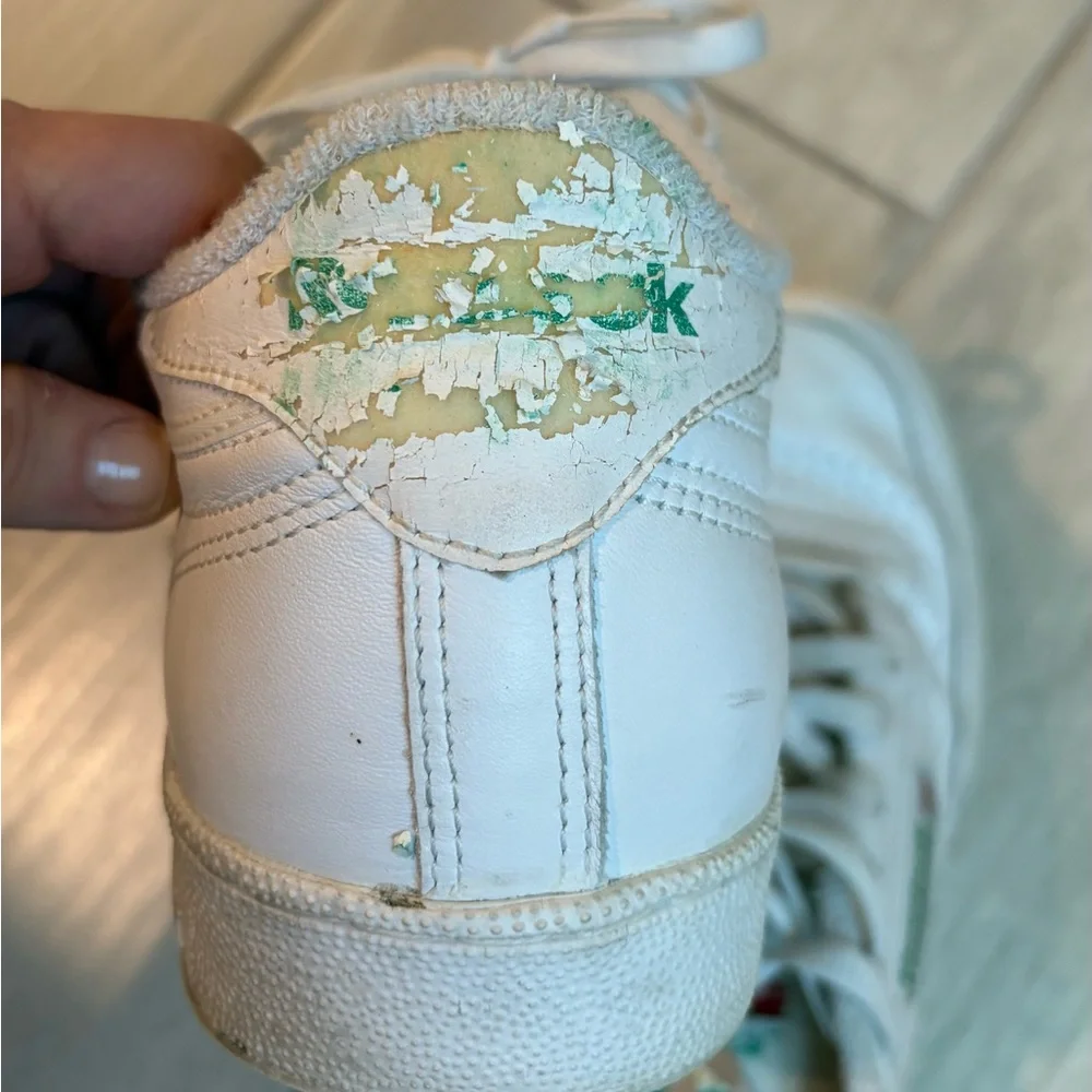 Reebok White Mens Sneakers, Sz 9.5 Used - Picture 9 of 11